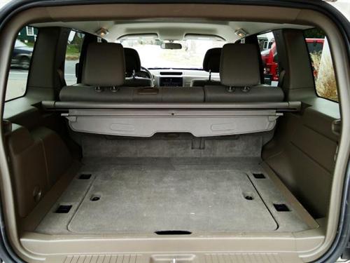 Jeep Liberty 2010 photo 2