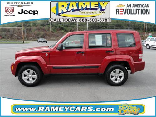 Jeep Liberty 2010 photo 3