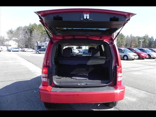 Jeep Liberty 2010 photo 5
