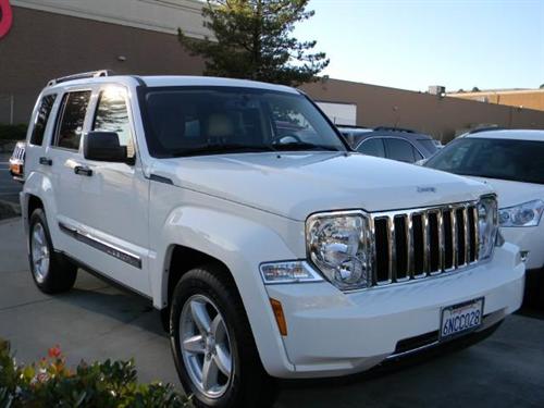 Jeep Liberty 2010 photo 1