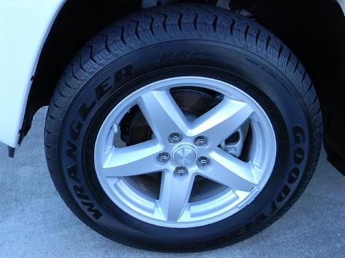 Jeep Liberty 2010 photo 3