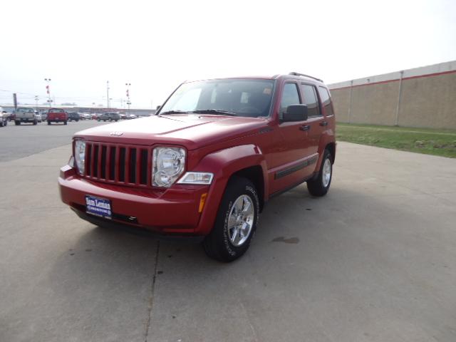 Jeep Liberty 2010 photo 3