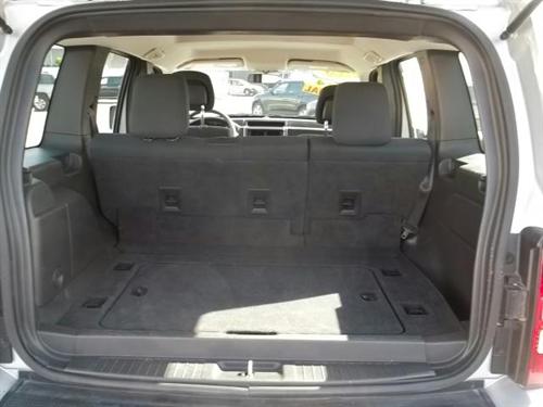 Jeep Liberty 2010 photo 2