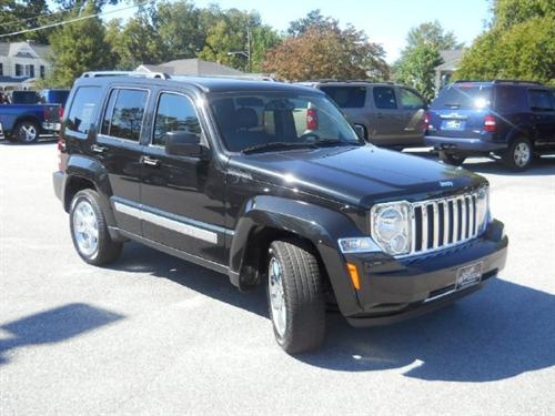Jeep Liberty 2010 photo 2