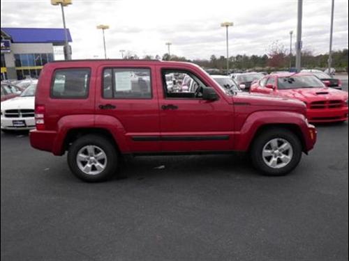 Jeep Liberty 2010 photo 1