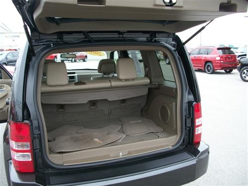 Jeep Liberty 2010 photo 1