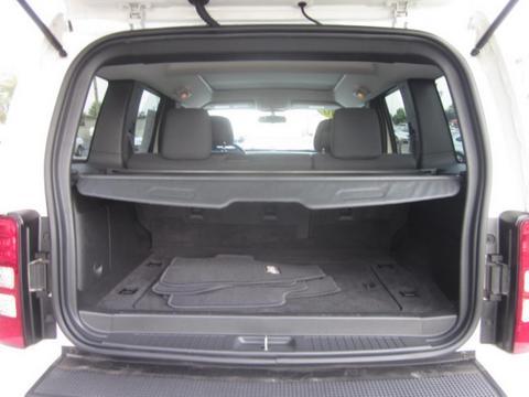 Jeep Liberty 2010 photo 1