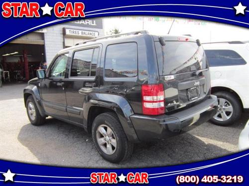 Jeep Liberty 2010 photo 1