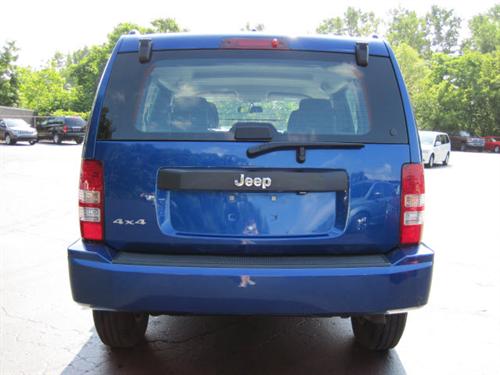 Jeep Liberty 2010 photo 4