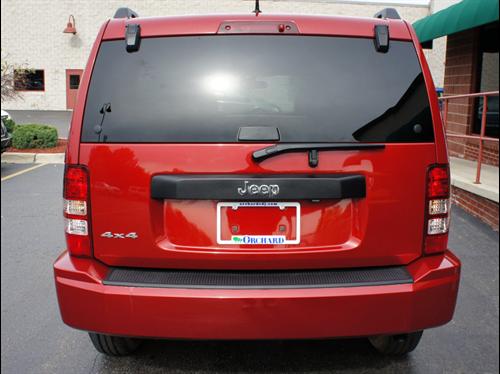 Jeep Liberty 2010 photo 3