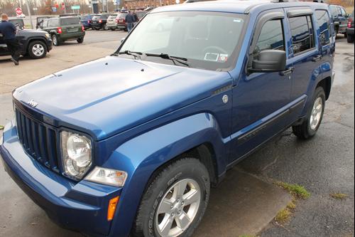 Jeep Liberty 2010 photo 1