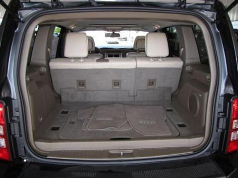 Jeep Liberty 2010 photo 1