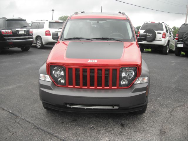 Jeep Liberty 2010 photo 3