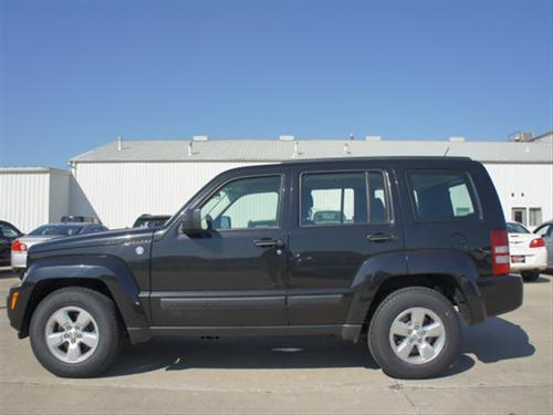 Jeep Liberty 2010 photo 3