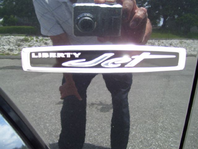 Jeep Liberty 2011 photo 5