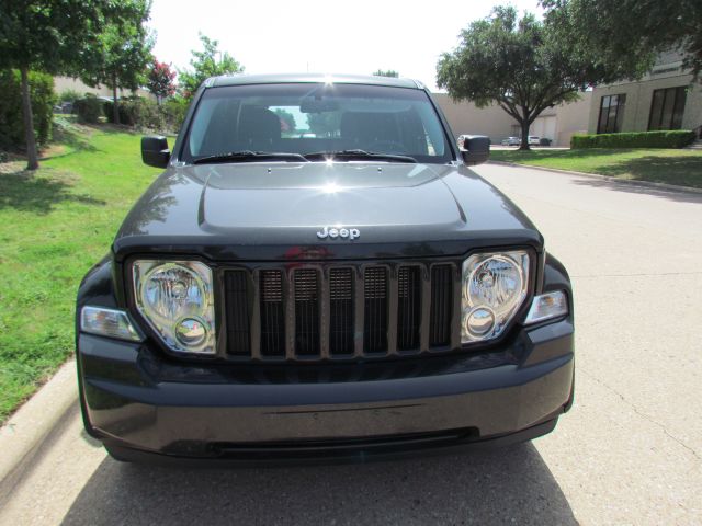 Jeep Liberty 2011 photo 3