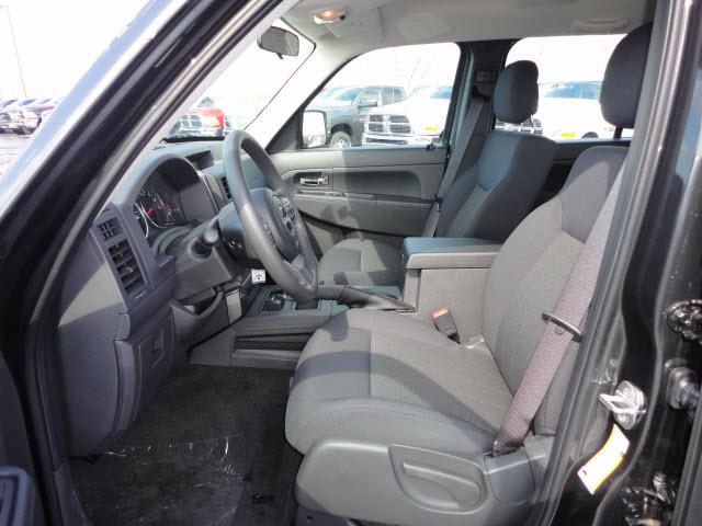 Jeep Liberty 2011 photo 5