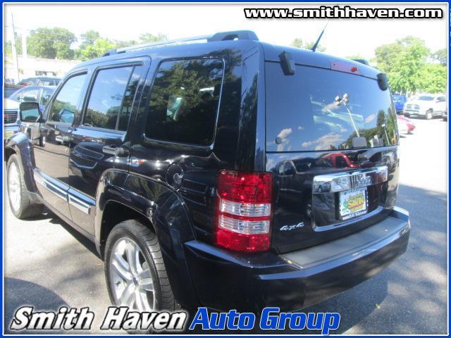 Jeep Liberty 2011 photo 4