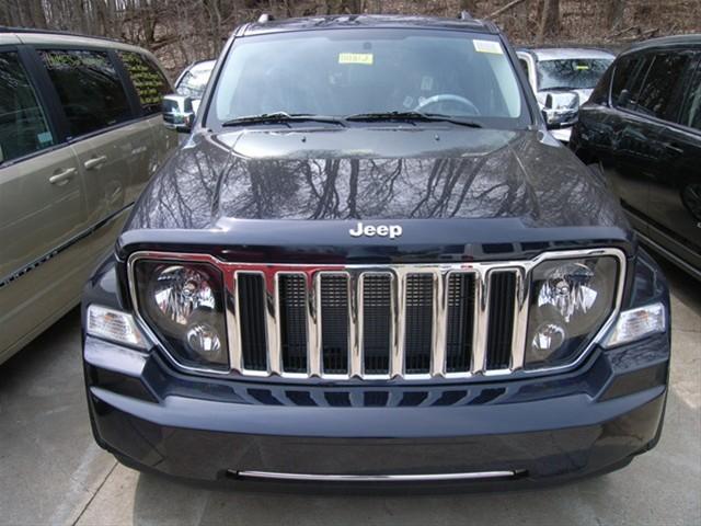 Jeep Liberty 2011 photo 1