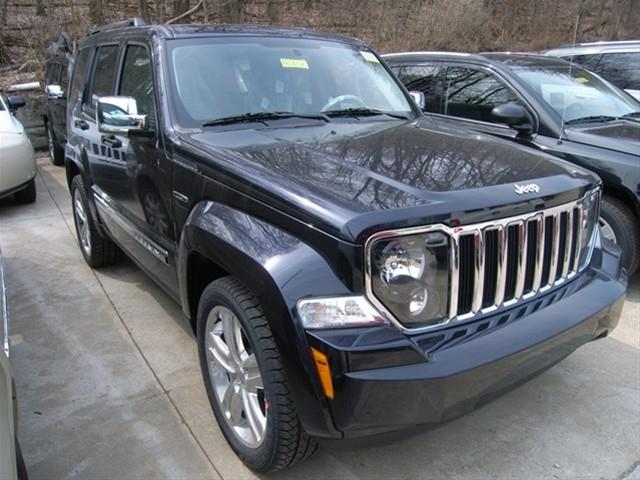 Jeep Liberty 2011 photo 2