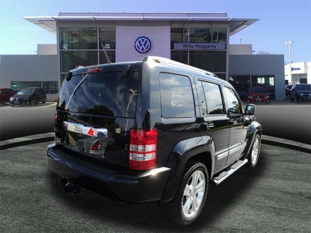 Jeep Liberty 2012 photo 4