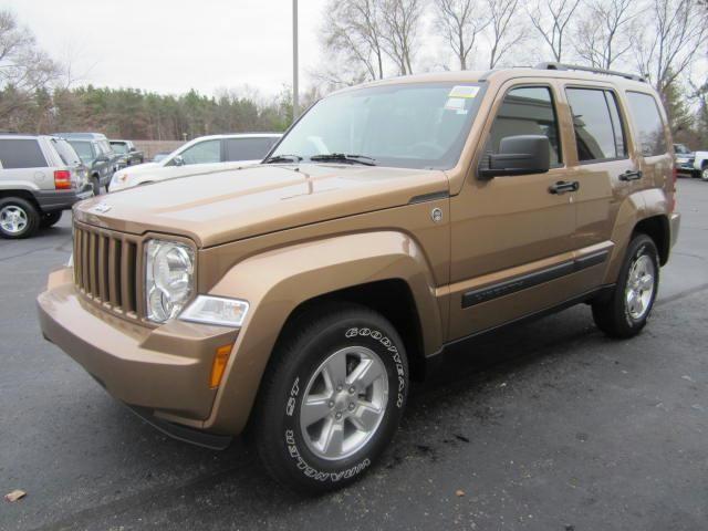 Jeep Liberty 2012 photo 3