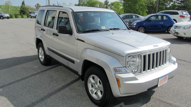 Jeep Liberty 2012 photo 3