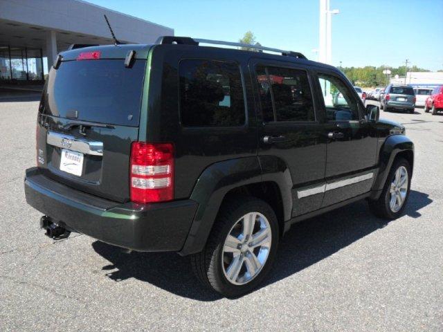 Jeep Liberty 2012 photo 3