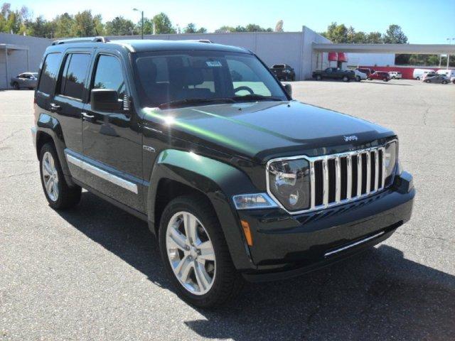 Jeep Liberty 2012 photo 4