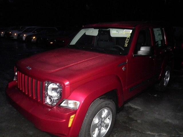 Jeep Liberty 2012 photo 4