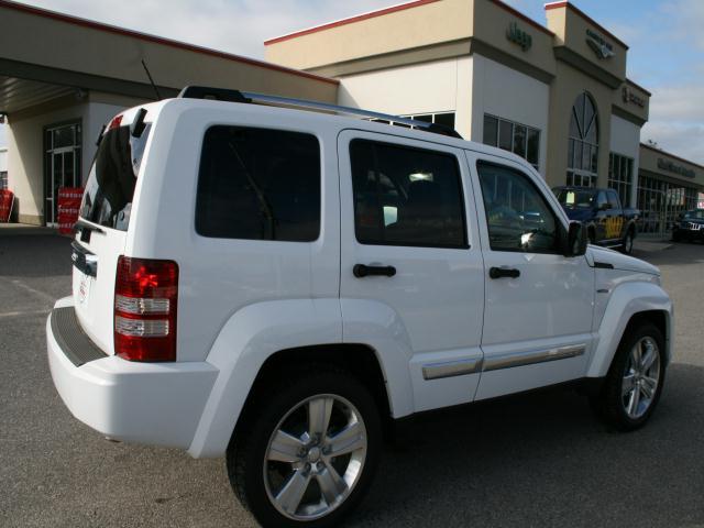 Jeep Liberty 2012 photo 1