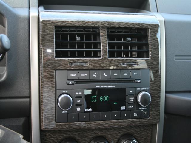 Jeep Liberty 2012 photo 5