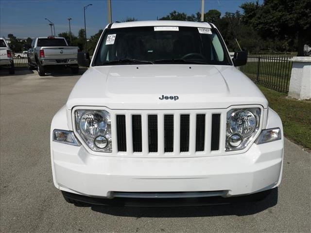 Jeep Liberty SLT Crewcab 2wd SUV