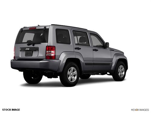 Jeep Liberty 2012 photo 2