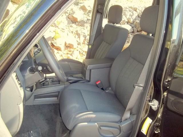 Jeep Liberty 2012 photo 3