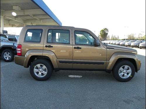Jeep Liberty 2012 photo 1