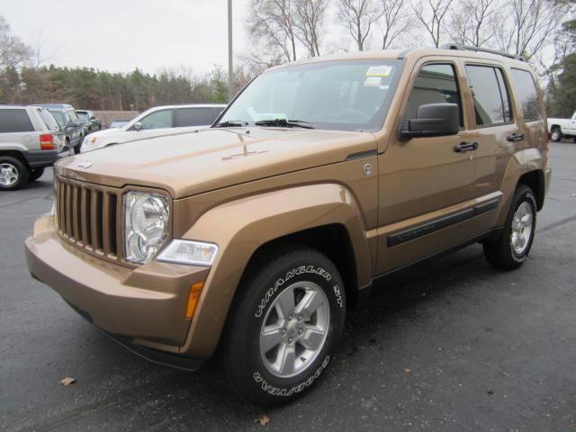 Jeep Liberty 2012 photo 3