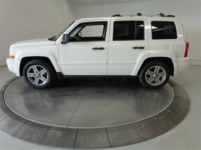 Jeep Patriot 2007 photo 2