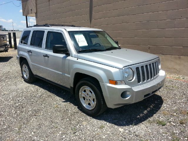 Jeep Patriot Elk Conversion Van SUV