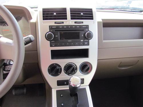 Jeep Patriot 2008 photo 2