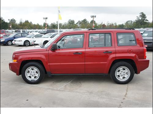 Jeep Patriot 2008 photo 2