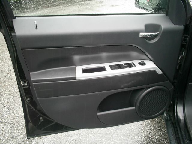 Jeep Patriot 2008 photo 3