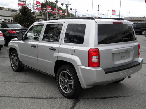 Jeep Patriot 2008 photo 2