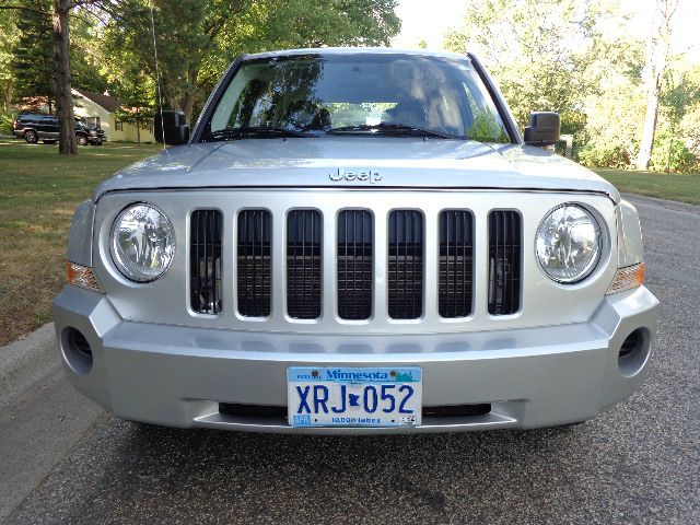 Jeep Patriot 2008 photo 2