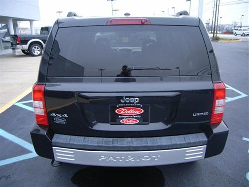 Jeep Patriot 2008 photo 2