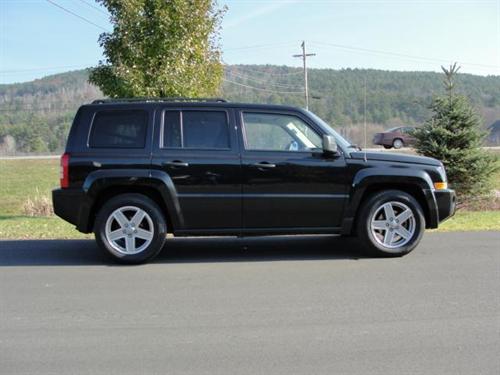 Jeep Patriot 2008 photo 2