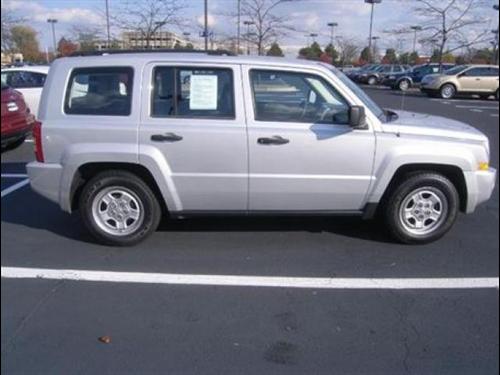 Jeep Patriot 2008 photo 1