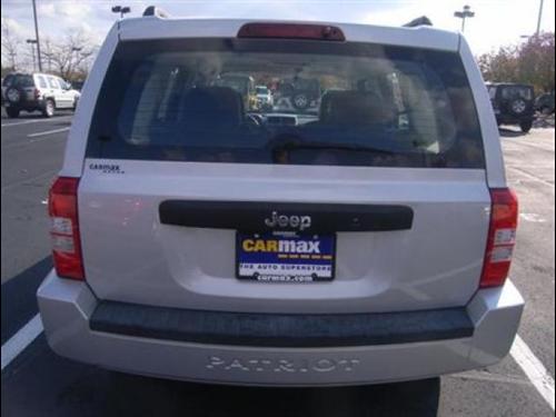 Jeep Patriot 2008 photo 2