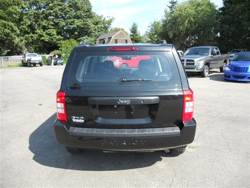 Jeep Patriot 2008 photo 2