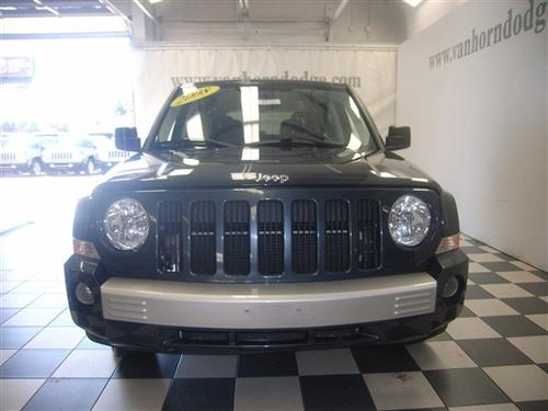 Jeep Patriot 2008 photo 2